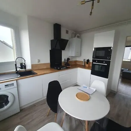 Avec Vue شقة شيربوغ أون كوتننتين